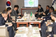 김경환 1차관, 아프리카개발은행 총재 면담