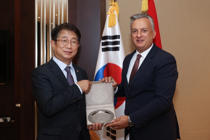 Strengthening Railway Cooperation with Morocco 포토이미지