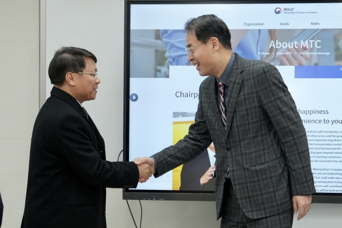 Reinforcing Urban Railway Cooperation between Korea and Vietnam 포토이미지