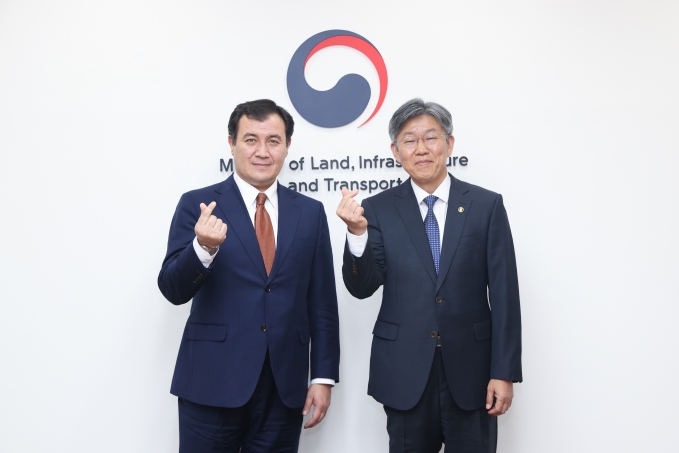 Korea-Kazakhstan Meeting on Urban Development and Future Mobility 포토이미지
