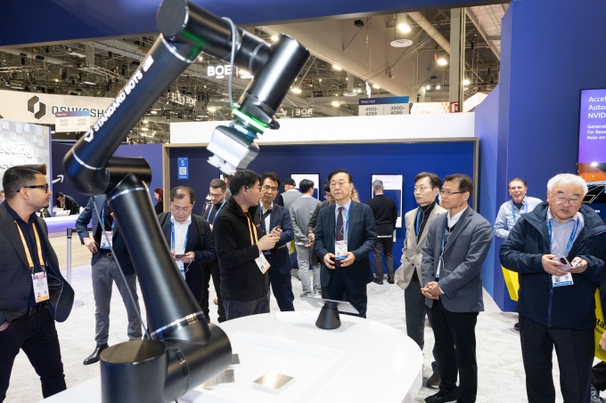 김윤덕 장관 미래 국토교통 기술력으로 국민 체감형 혁신 추진할 것 - 포토이미지