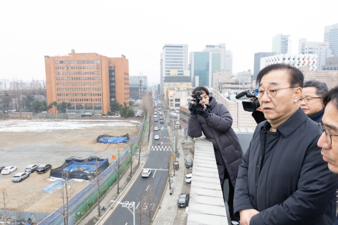 김윤덕 장관 도심 주택공급 현장 행보 나서 - 포토이미지