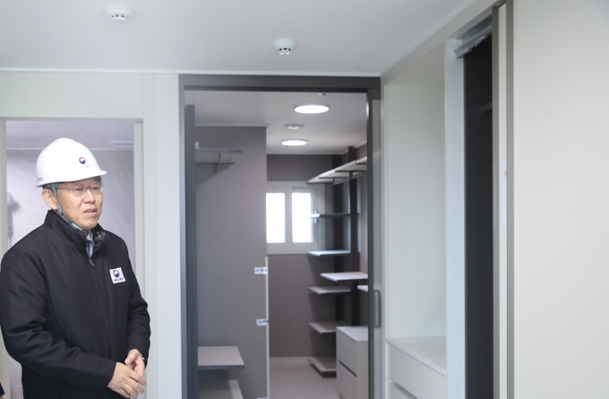 김이탁 1차관 “3기 신도시 첫 입주 입주민 불편없도록 차질없이 준비할 것” 강조 - 포토이미지