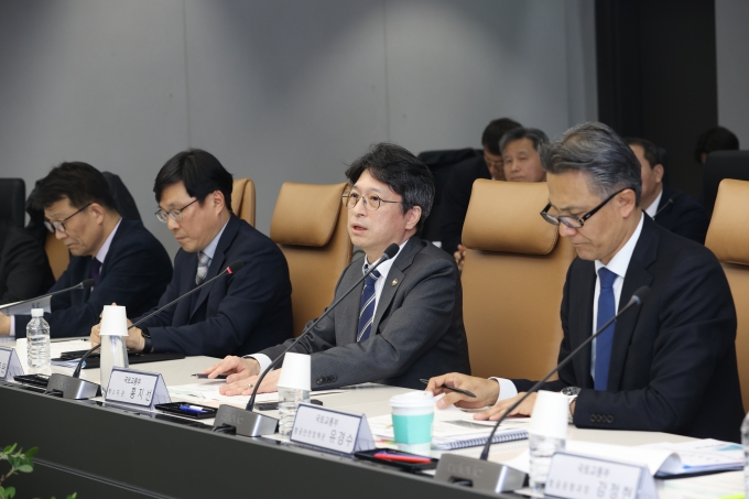 2차관 주재 항공사 CEO 안전간담회 - 포토이미지