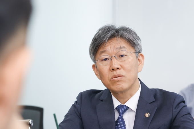 김이탁 1차관 “수도권 주택시장 속도 없이 안정 없어” - 포토이미지