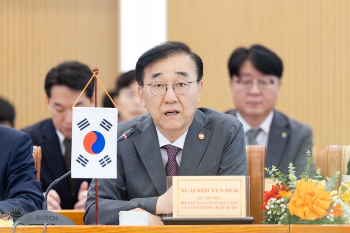 베트남 건설부 장관 면담 - 포토이미지