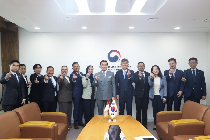김이탁 제1차관 24일 인도네시아 국민평의회 부의장 면담 - 포토이미지