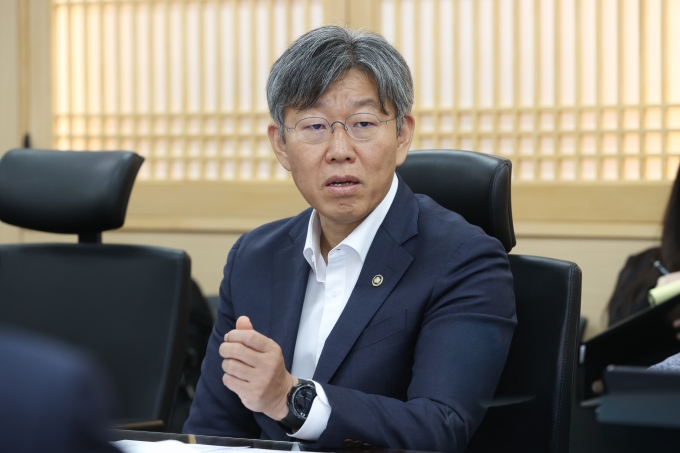 김이탁 제1차관 모듈러주택 활성화를 위한 협의체 개최 - 포토이미지